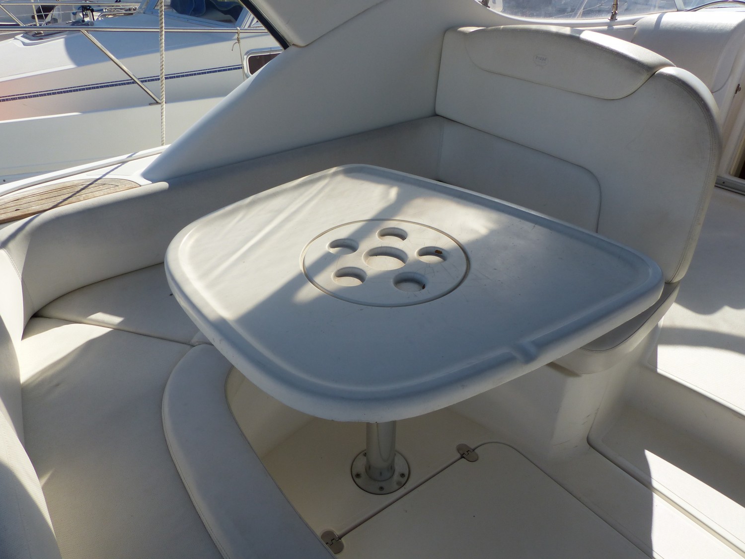 slider 3 Sessa Marine Oyster 30